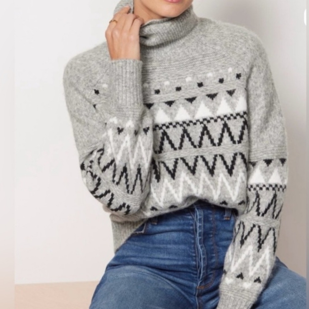 Evereve Morgan Turtleneck Sweater
